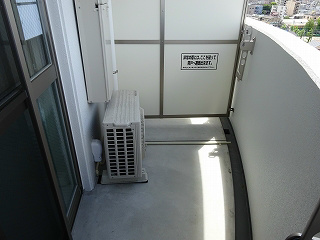 ロイヤルピジョン ライズ ベランダ