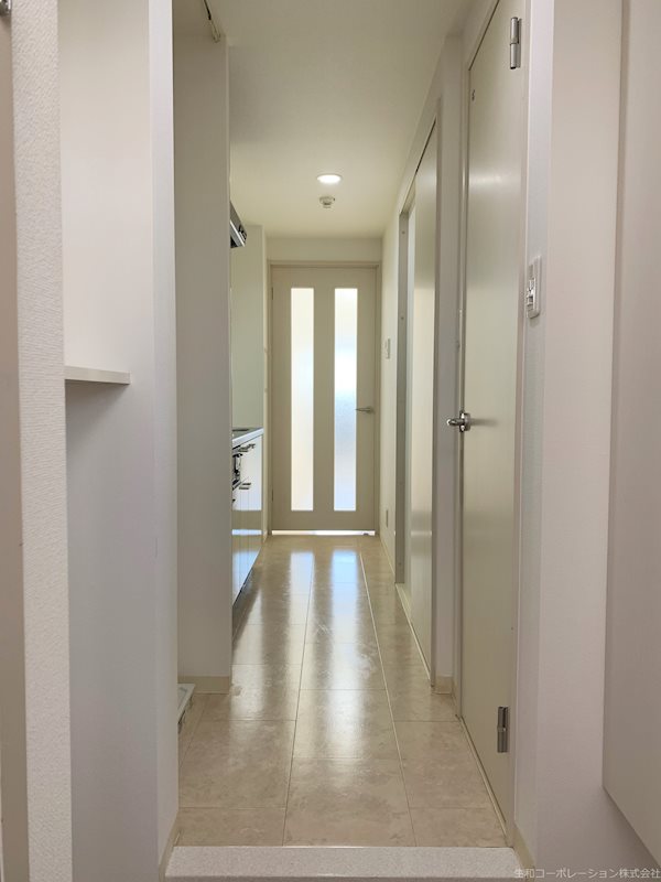 アモン リオ ブランシュ 玄関