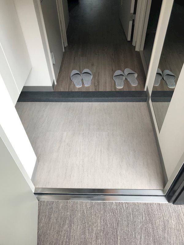 Cherir六甲道(シェリールロッコウミチ) 玄関