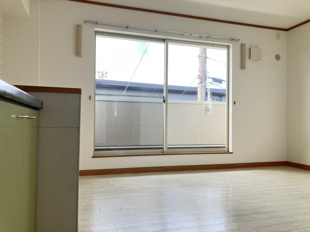 クローバー リビング