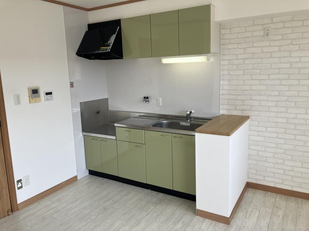 クローバー キッチン