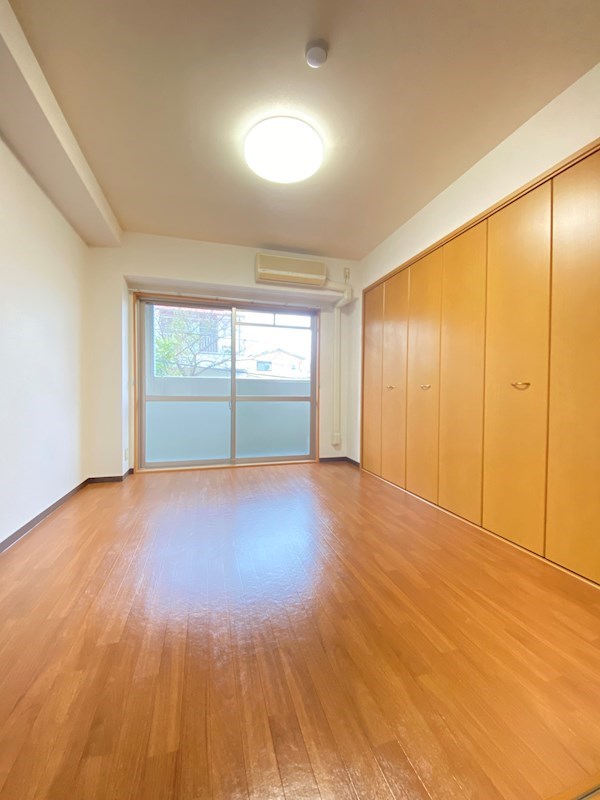 メゾンアズール ベッドルーム