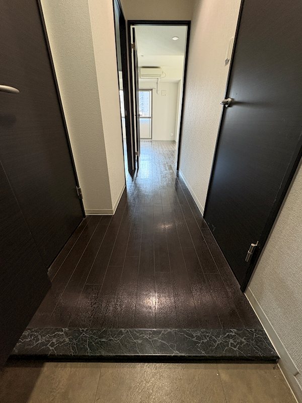 TY天六(ティーワイ天六) 玄関