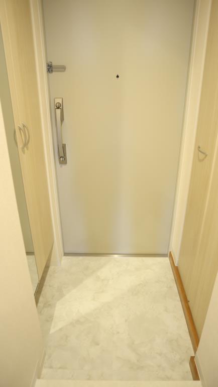 グランテージ富士美 玄関