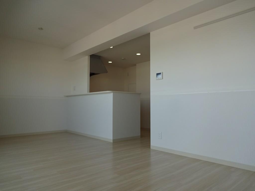 ネオコート上土室（カミハムロ） リビング