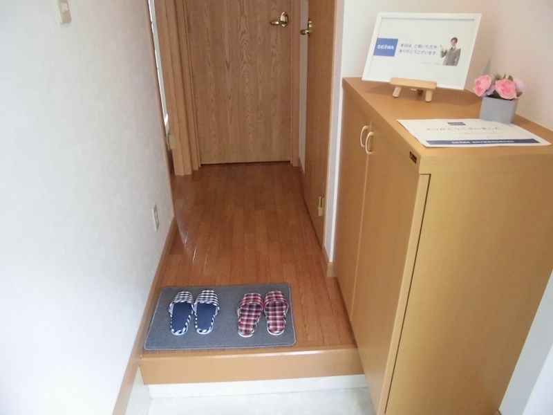 アンジョレット 玄関