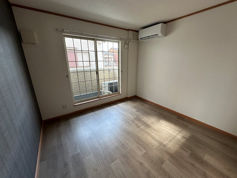 コウノトリ ベッドルーム