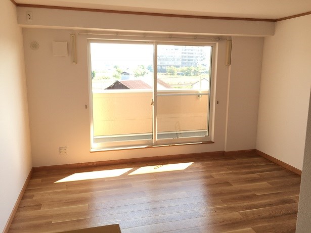 サライ リビング