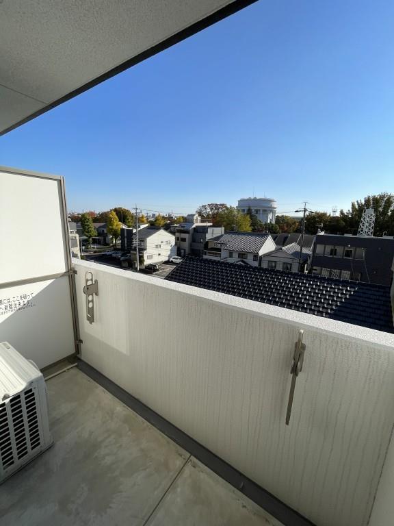 モン ヨイーエ ベランダ