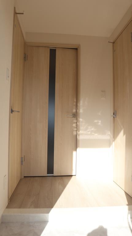 ラ　ベール　ジン 玄関