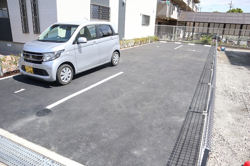 Paston・Coco（パストーン・ココ） 駐車場