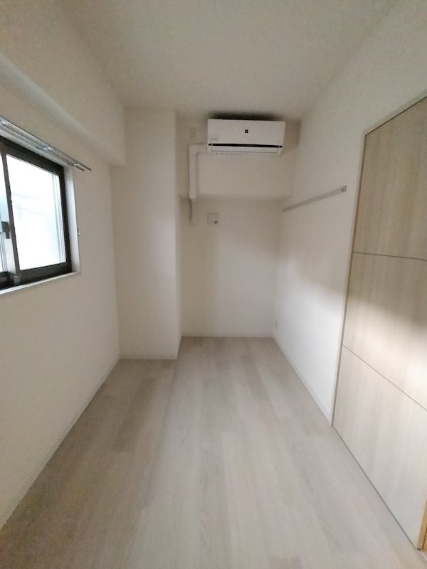 ソフィア・K ベッドルーム