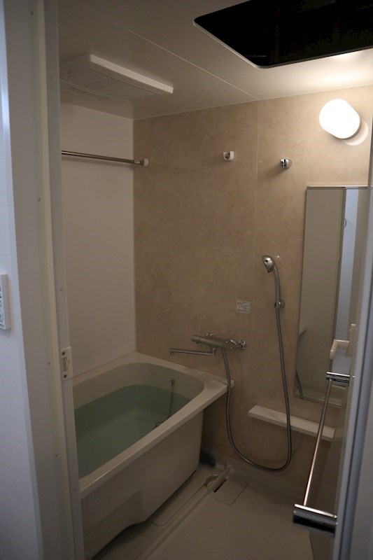 ストーム 風呂画像