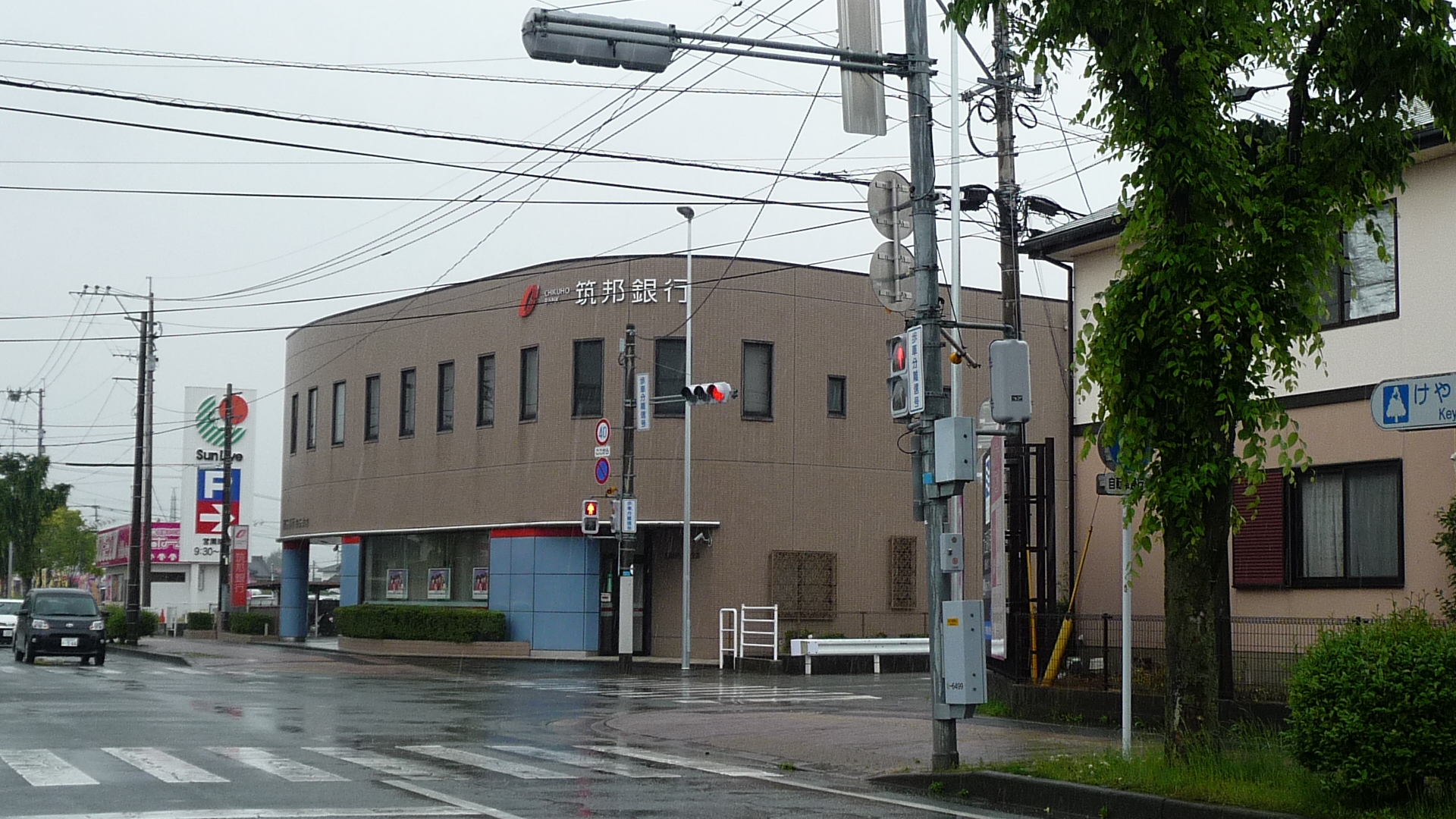 プレジオけやき 銀行