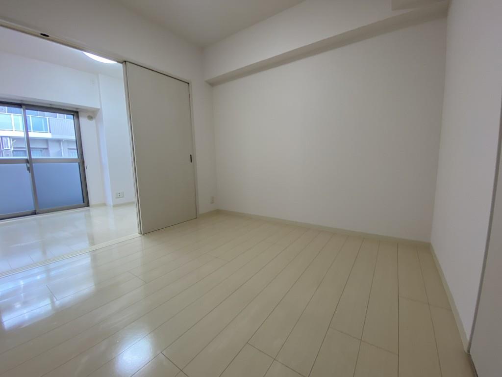 グランシャリオ江坂 ベッドルーム