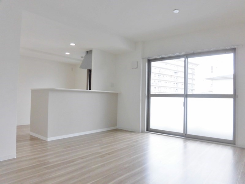 ソラード センリ リビング