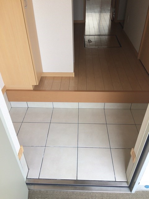 プリマベーラ森友 玄関