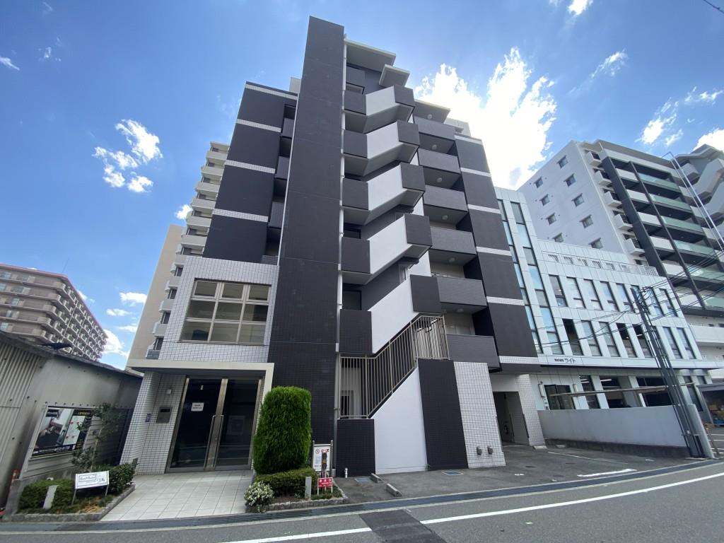 グランシャリオ江坂 303号室 外観