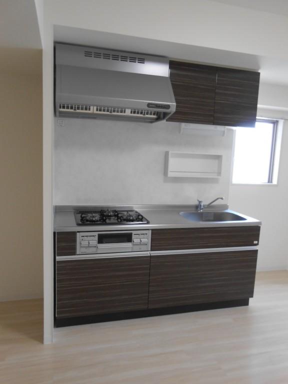 シュトルツ栄 キッチン