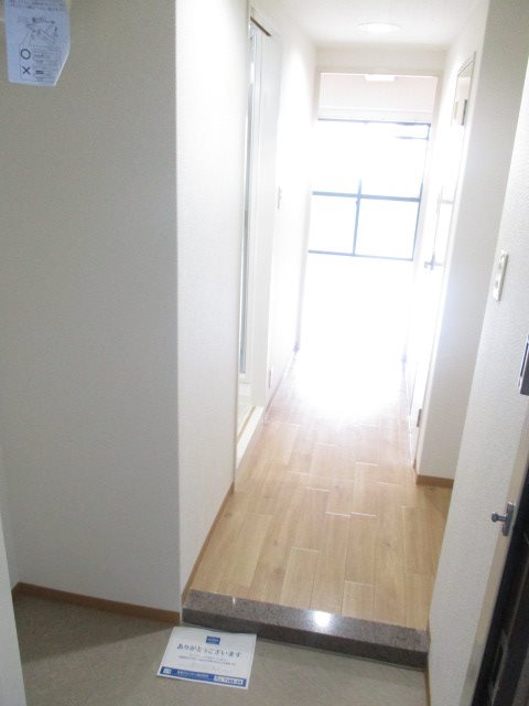 サンフローラ 玄関