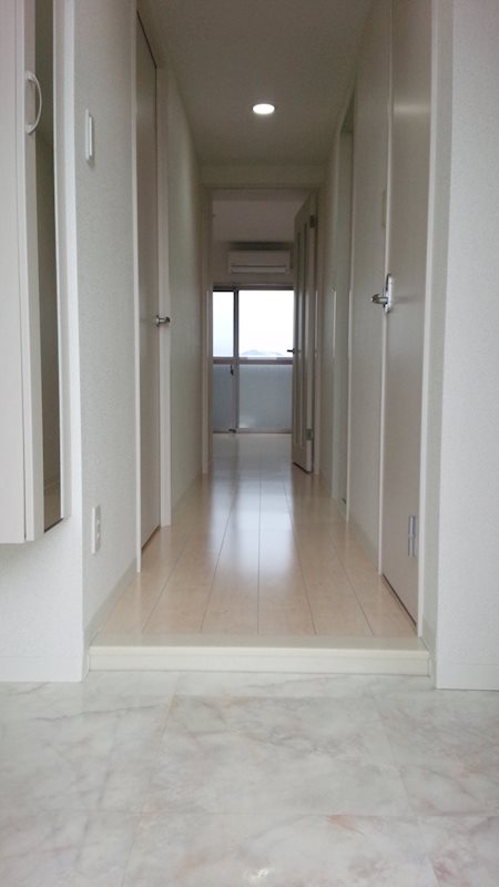 ラフレシーサ医大通り 玄関