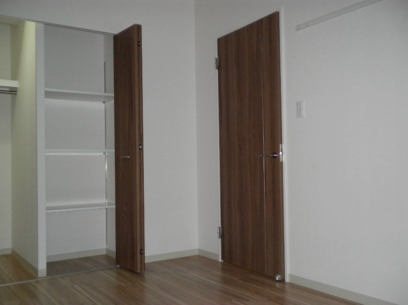 フロイデ川添 ベッドルーム