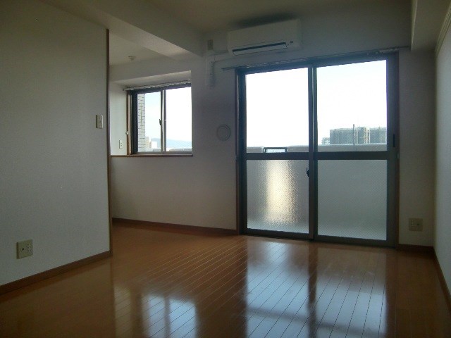 エクセレント東町 リビング