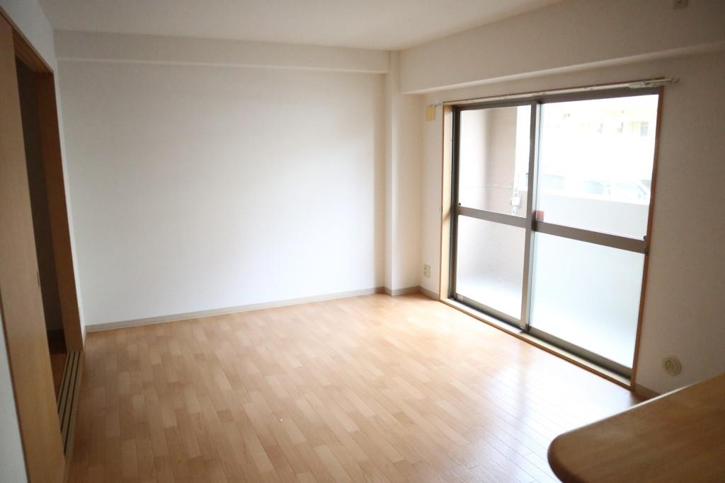 グランシャリオ(香里園) リビング