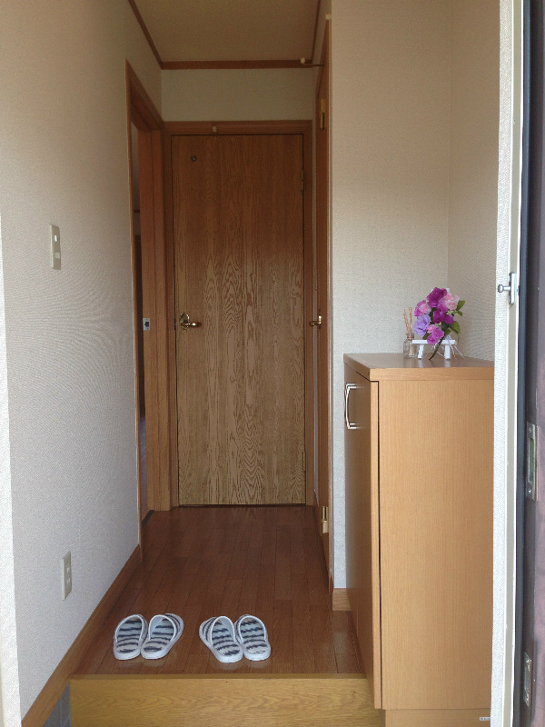 サニーコート花しょうぶ 玄関