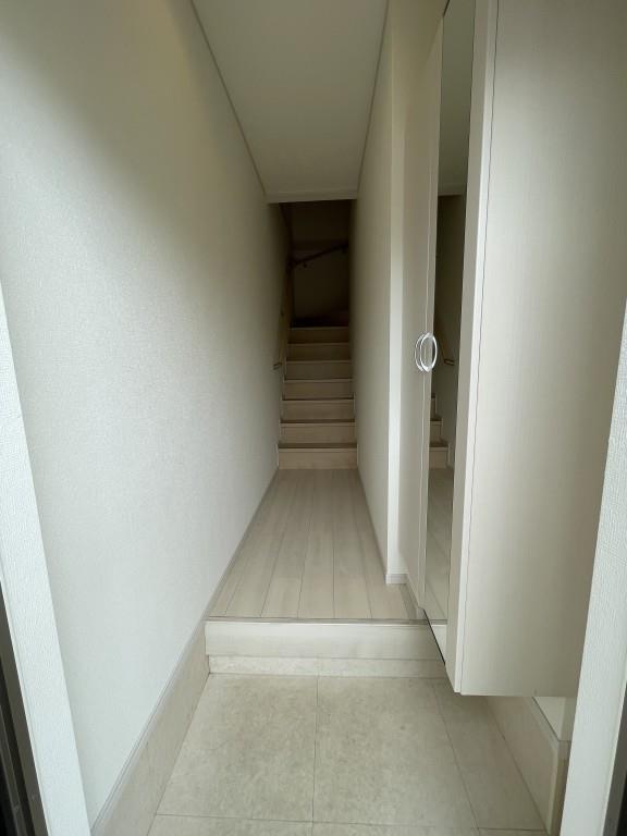 クレール国見 玄関