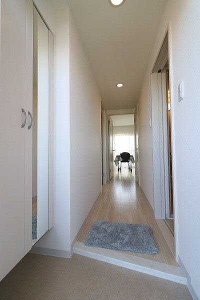 グランツ京都南 玄関