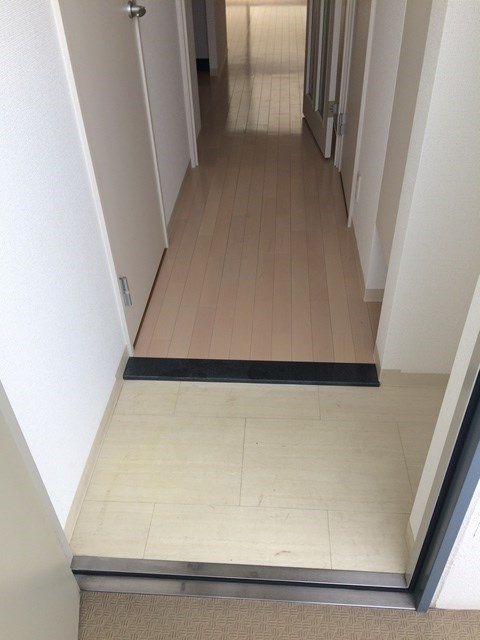 シエルオカモト 玄関