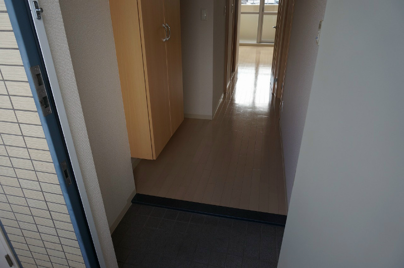 ラフィール 玄関