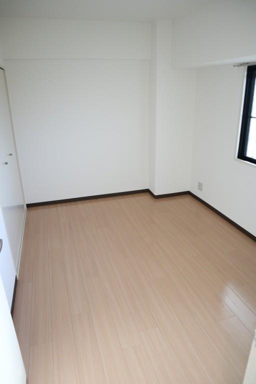 マンショングランメール ベッドルーム