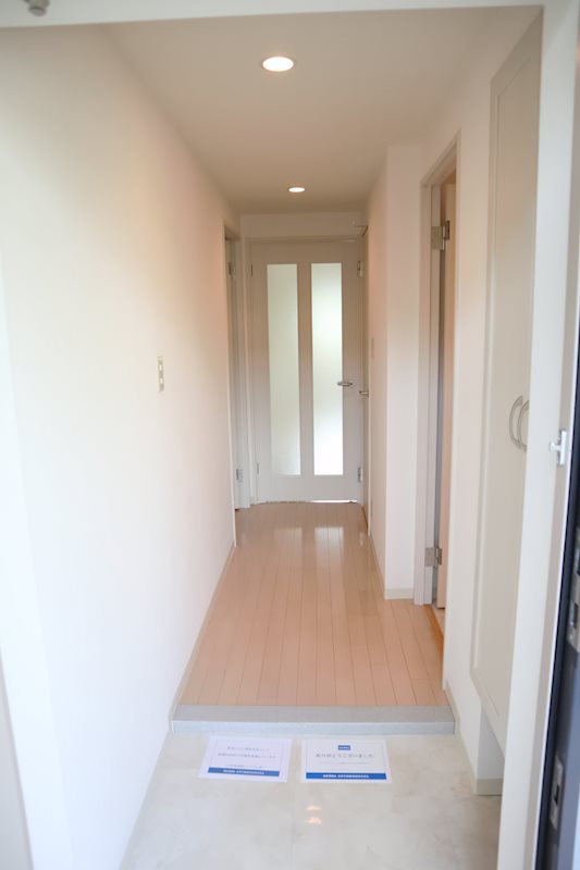 カーサ・ヴェルデ 玄関