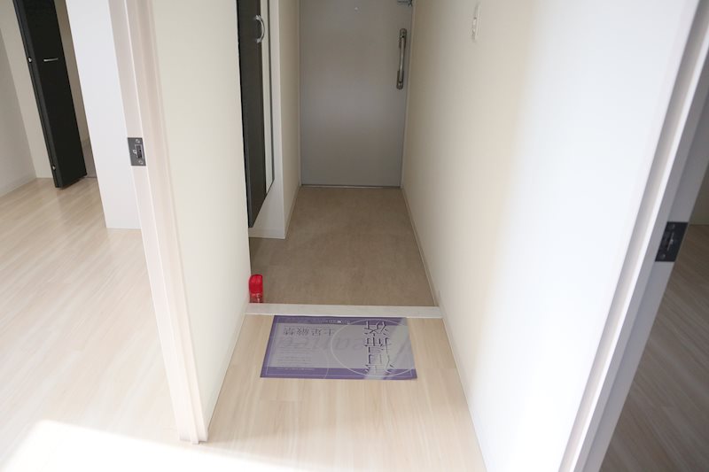 プライム松原 玄関