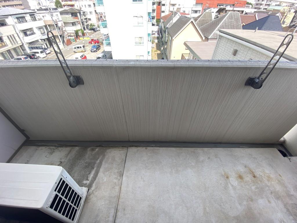 イーストヴィラ ベランダ