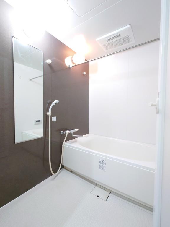 LUO MAROON 風呂画像