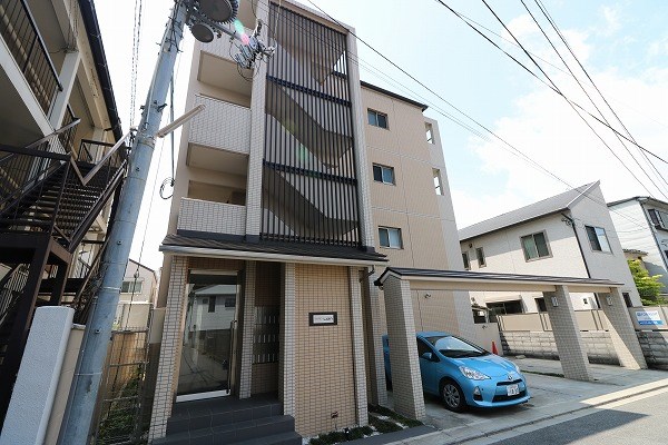 コンセールロワン 301号室 外観