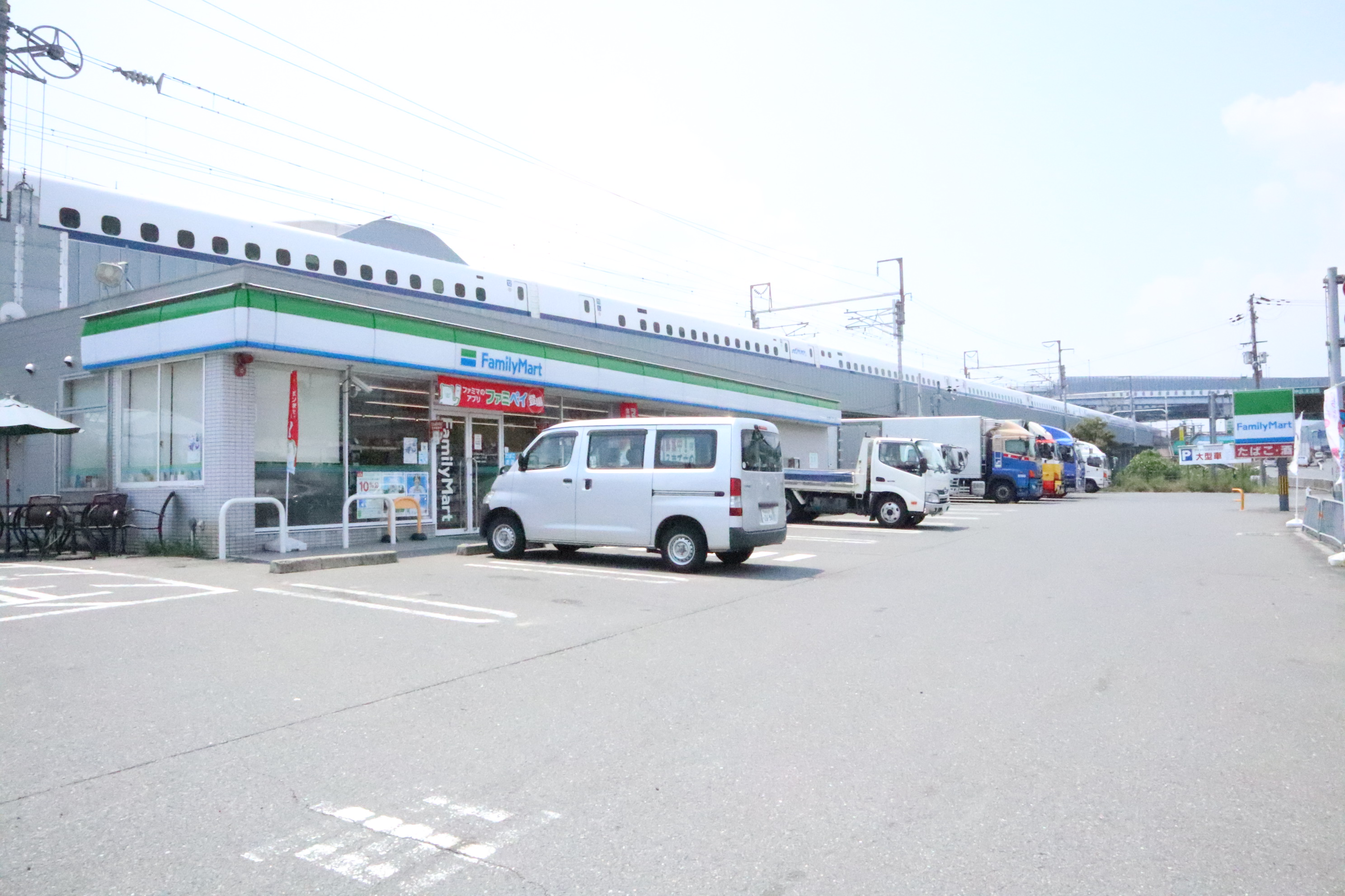 ペルル寺門 コンビニ