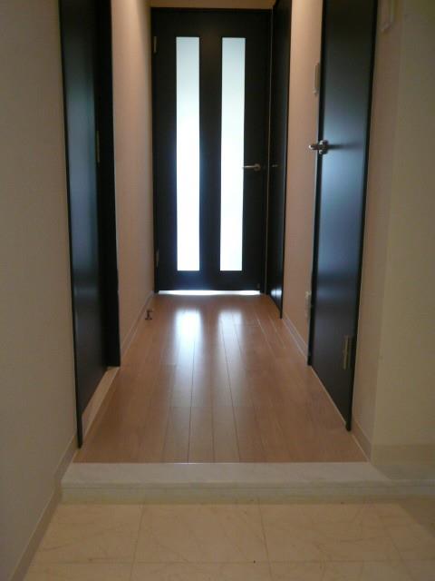 S・Kアグレアーブル 玄関