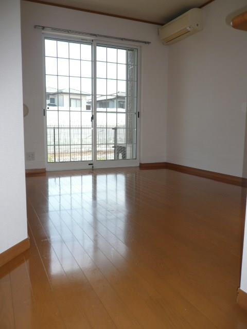 メゾンドベルⅡ ベッドルーム