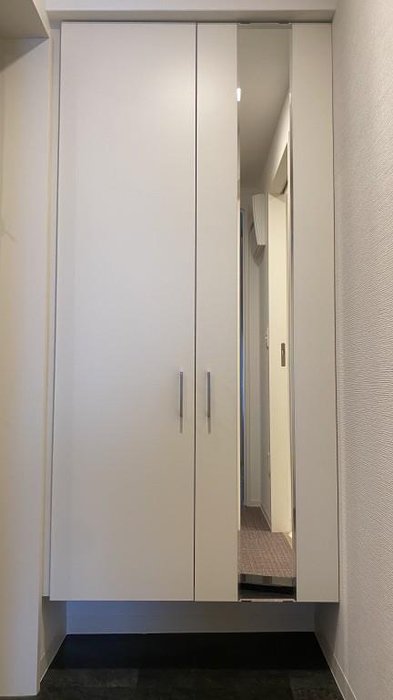 Residence Tresor Dieu 玄関