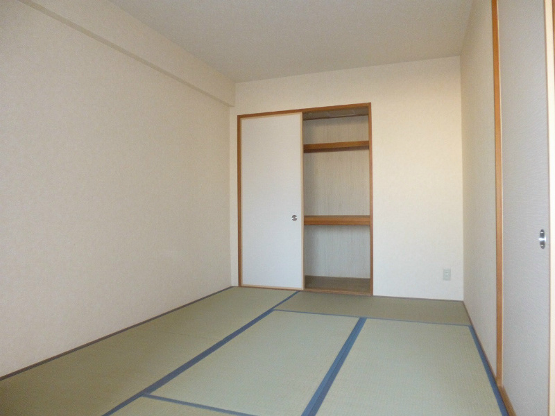 ラフォーレ三郷弐番館 その他4