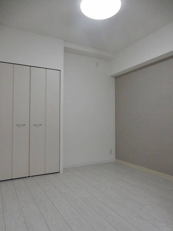 ノーブルスクエア新町 ベッドルーム