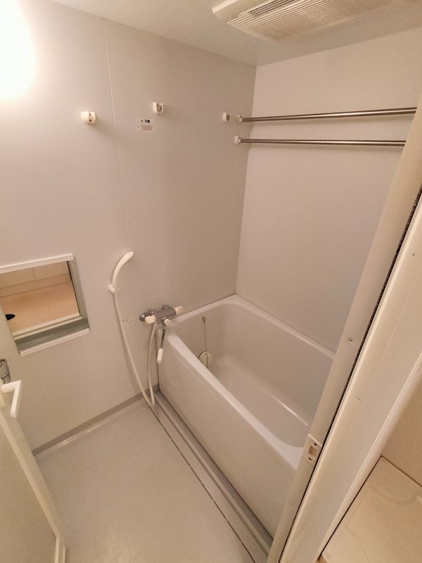 ﾊﾆｰｴｽﾄｩﾃﾞｨｵ 風呂画像