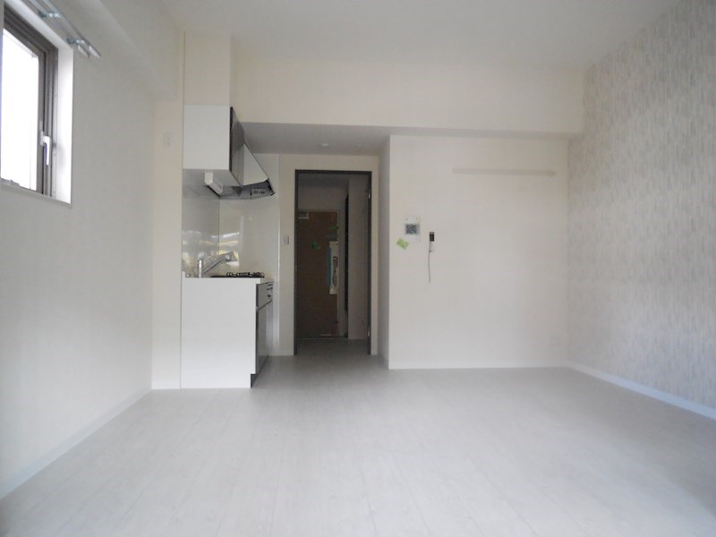 ラルシェパルク新大阪 リビング