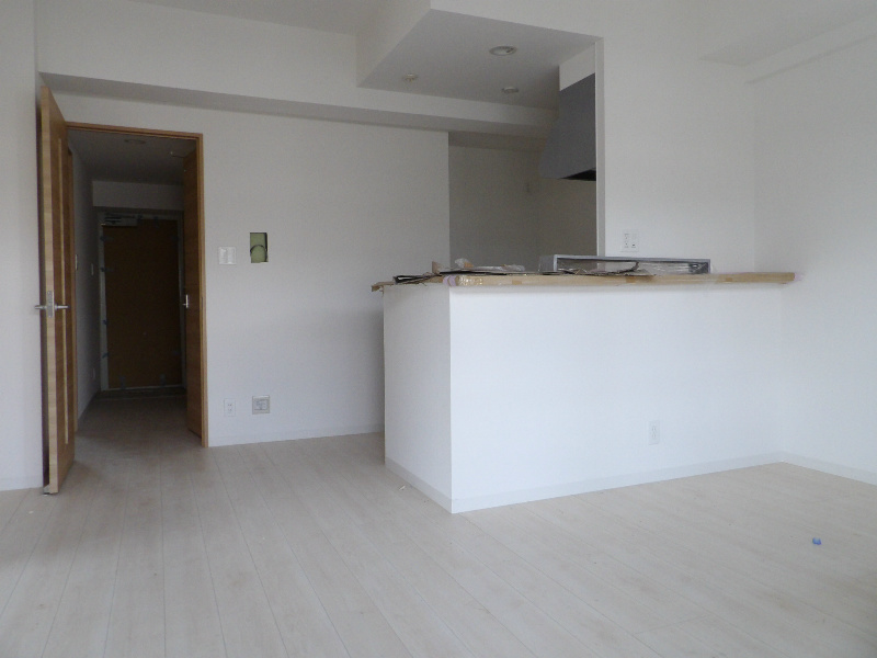 ホワイトアゲート博多 リビング