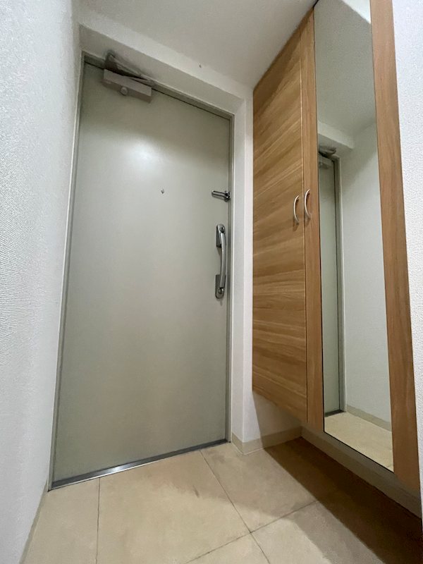 ヴィルヌーブエスケーエイチ 玄関