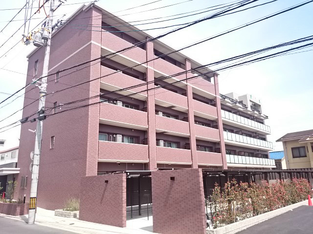 建物を美しく彩る外壁タイル